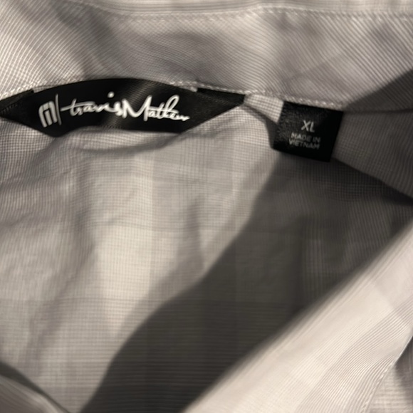 Travis Mathew Short Sleeved Button down shirt - Picture 2 of 2